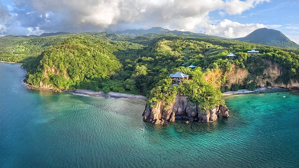 Dominica chính thức đổi sang hộ chiếu điện tử