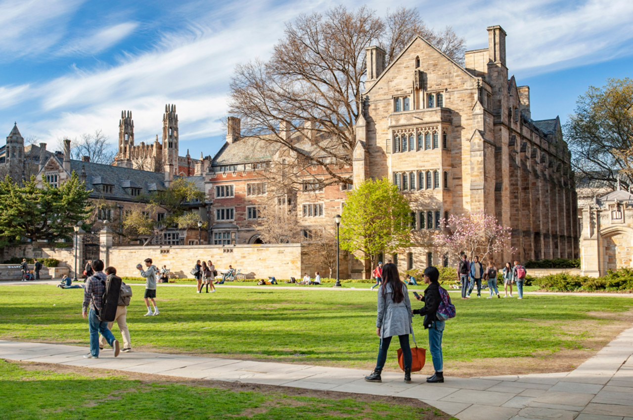 10 đại học tốt nhất nước Mỹ năm 2022 - 2023