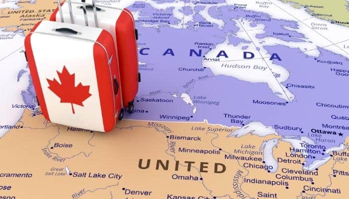 Canada nằm ở phía Bắc lục địa Bắc Mỹ