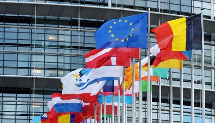 Liên minh châu Âu là gì? Họ trao quyền lợi gì cho công dân