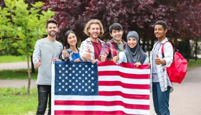 Visa J1 là loại visa dành cho những người muốn đến Mỹ trao đổi văn hóa