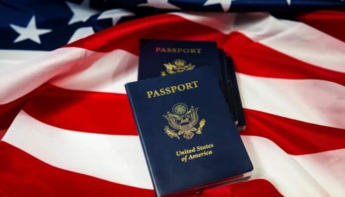 Cần lưu ý điều gì khi đổi tên nhập quốc tịch Mỹ?
