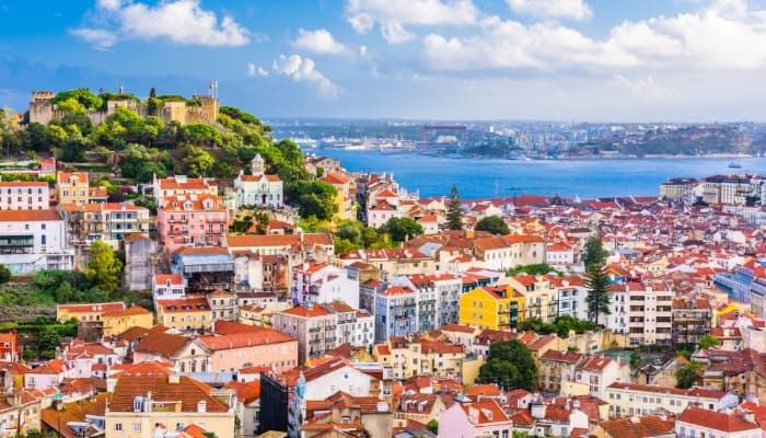 Lựa chọn tối ưu: Định cư Bồ Đào Nha diện doanh nhân visa HQA